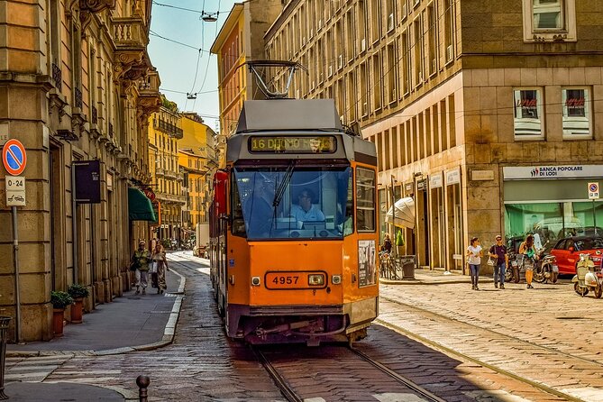 Milan Walking Tour: Explore Top Sights & Hidden Gems - Two Hours to Get Your Bearings in Milan