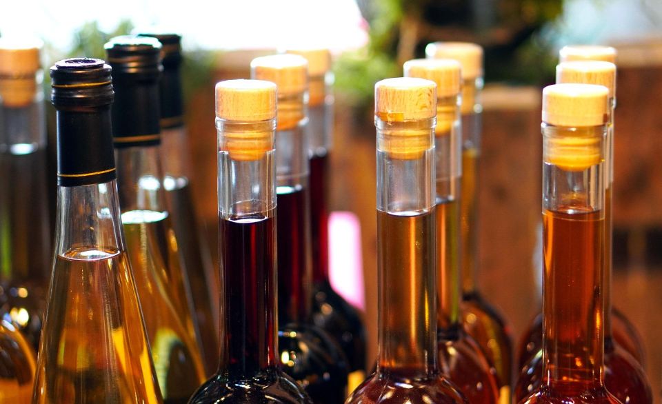 Milan: Wine Tasting with an Italian Sommelier - Meeting your sommelier at Via L. Cagnola 7 (near Arco della Pace)