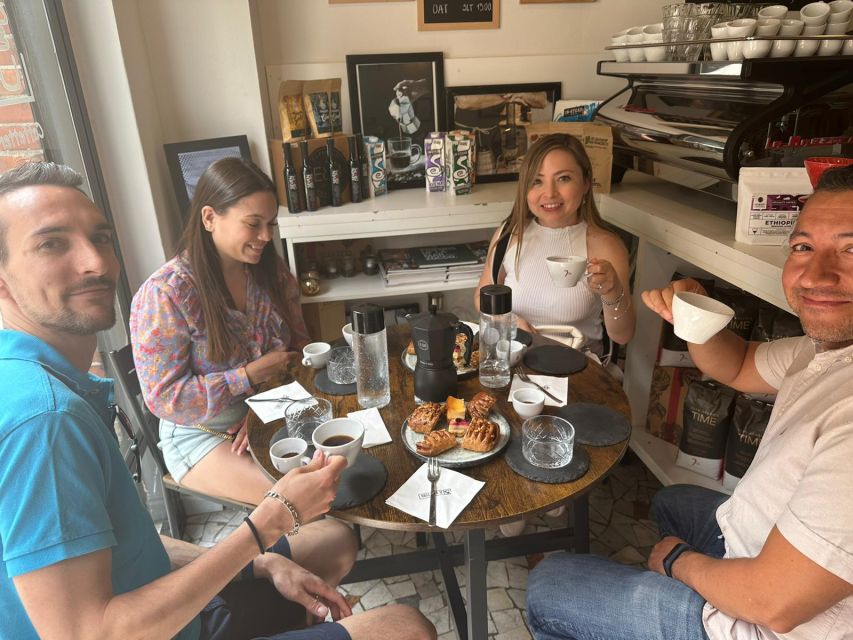 Milano: Degustazione caffè di qualità dalla moka al filtro - Dessert pairing, including vegan and gluten-free