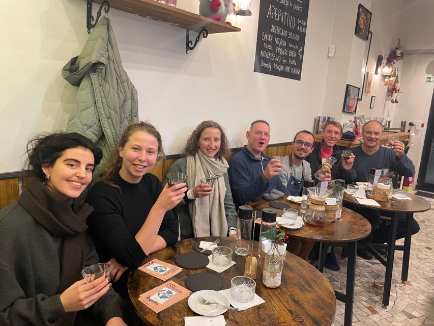 Milano: Degustazione caffè di qualità dalla moka al filtro - Small-group feel with Ivone e Federico