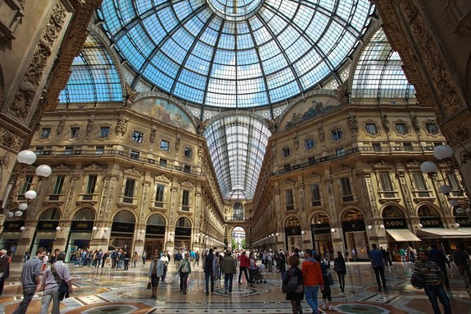 Private 4-Hour Walking Tour of Milan with private official tour guide - Brera District and Brera Alta: where walking feels like browsing