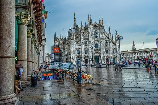 Private 4-Hour Walking Tour of Milan with private official tour guide - Castello Sforzesco and Basilica di Sant’Ambrogio: big names, big contrast