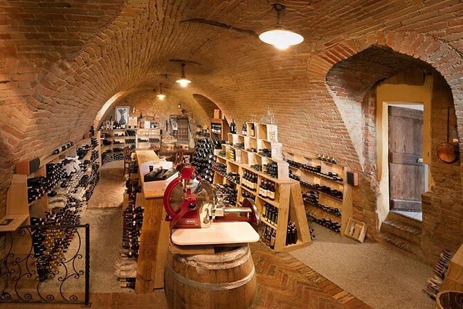 Private Langhe and Barolo Wine Tour from Milan - Tastings you can actually enjoy: managing variety without getting overwhelmed