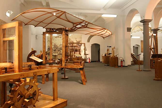 PRIVATE TOUR: Milan: Leonardo da Vinci Museum - Inside the museum: hands-on exhibits, scientific artifacts, and vintage machines