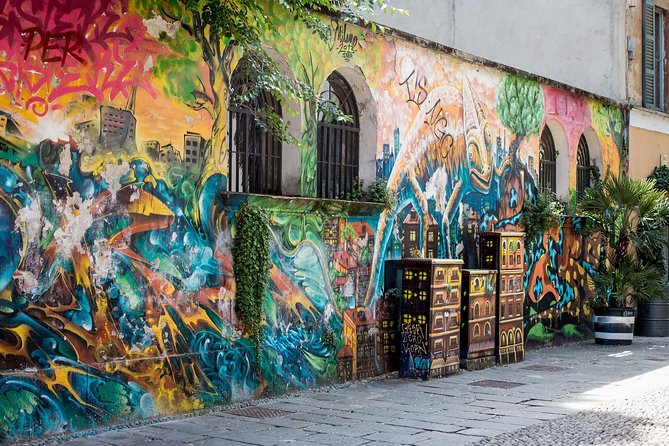 Secrets And Highlights Of Milan With A Local Insider: Private & Personalized 2hr - Mobile Ticket and Easy Start