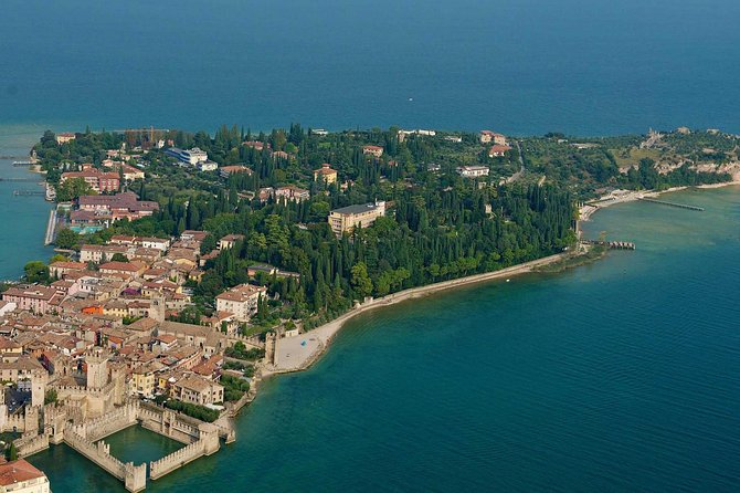 Sirmione & Verona, Lake Garda, tour from Milan - Sirmione stop 3: The optional boat around the castle