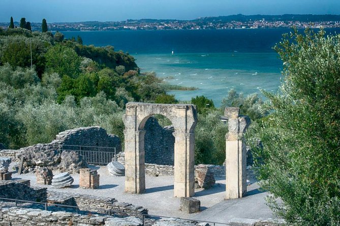 Sirmione & Verona, Lake Garda, tour from Milan - Casa di Giulietta stop: quick visit, plan for flexibility