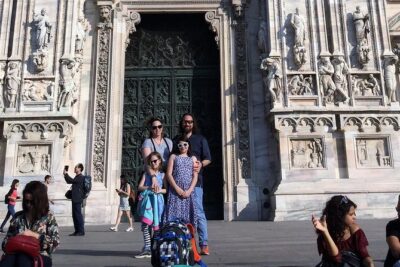 Skip the Line: Milan Duomo and Rooftop Tour for Kids and Families - Starting in Piazza del Duomo: the doorway that pulls kids in