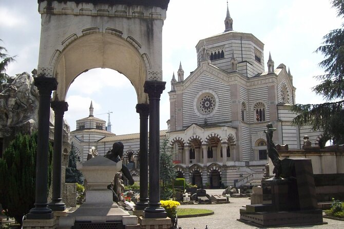 The Monumental Cemetery of Milan: Discover the Unexpected - The Campari family tomb and the Last Supper comparison