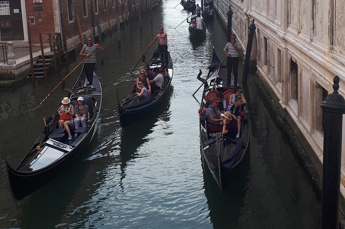 Venice Full Day tour from Milan by high speed train. Small Group - Lunch and optional gondola: use your free time wisely