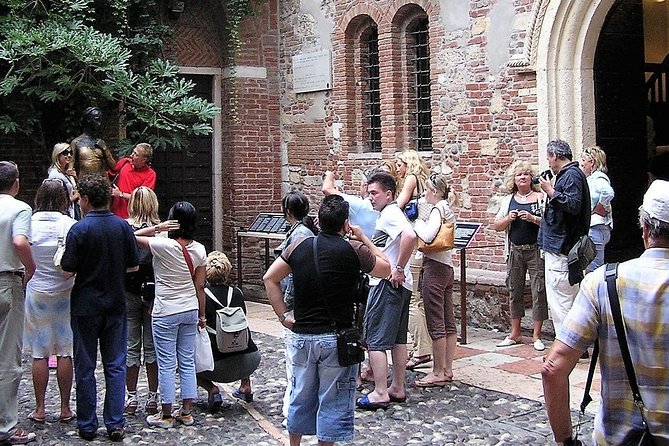Verona & Lake Garda with Boat Cruise: Full-Day Tour from Milan - Milan to Verona: why this route works