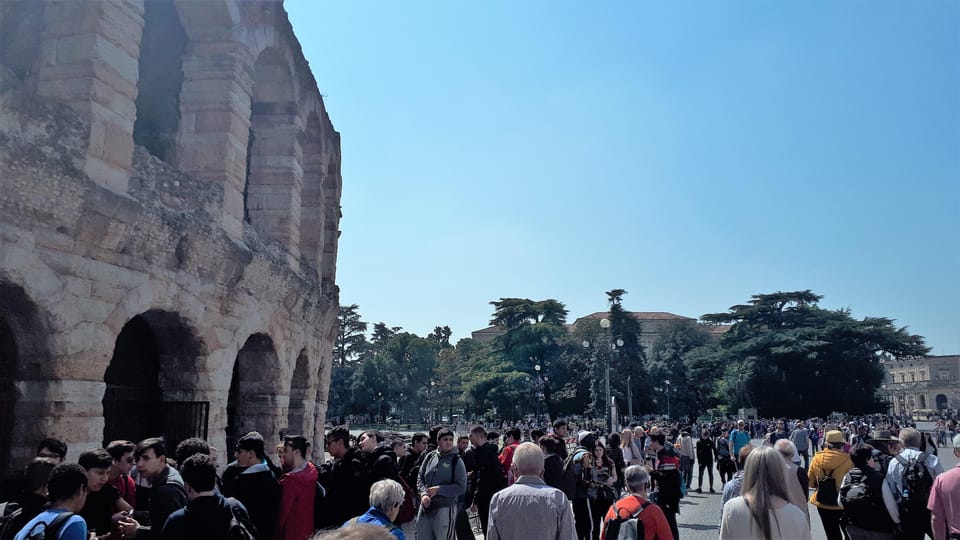 Visit of Verona and Lake Garda. Full day tour from Milan - The Coach Ride: Useful Time, Not Dead Time