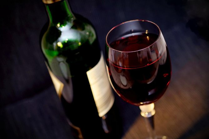 Wine Tasting Experience in Milan City Center - Location Reality Check: Central Milan, But Not Anywhere